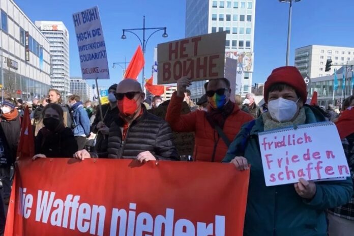 Almanya'da Savaş Karşıtı Protestolar